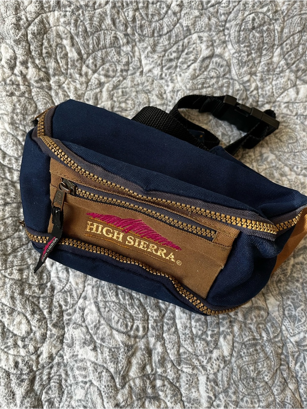 High Sierra | Vintage Fanny Pack